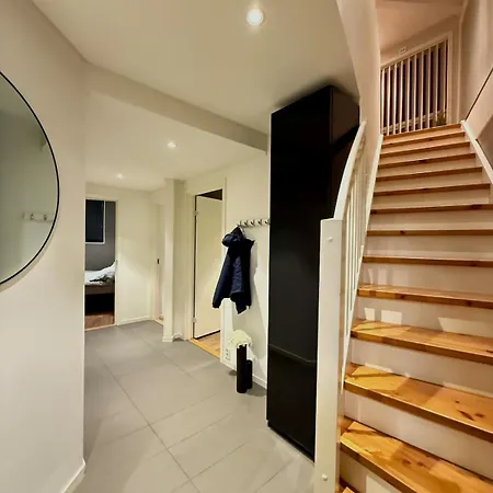 Close To The Center *